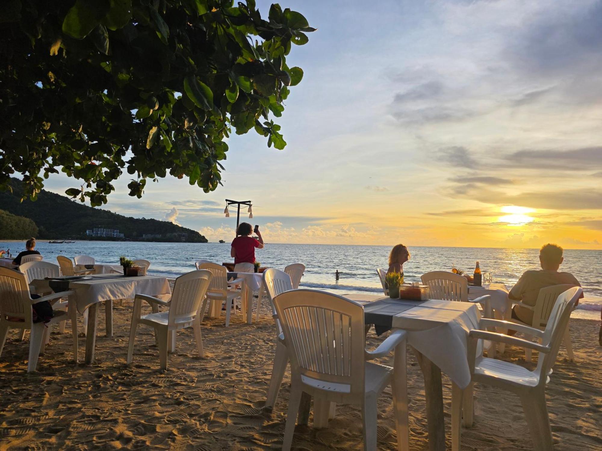 Tt Naiyang Beach Phuket Nai Yang Beach Kültér fotó